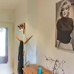 1 Bedroom Amazing In *