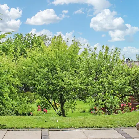 1 Bedroom Stunning In * 데트몰트